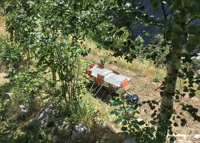 Lieu Secret Dans Les Alpes Suisses